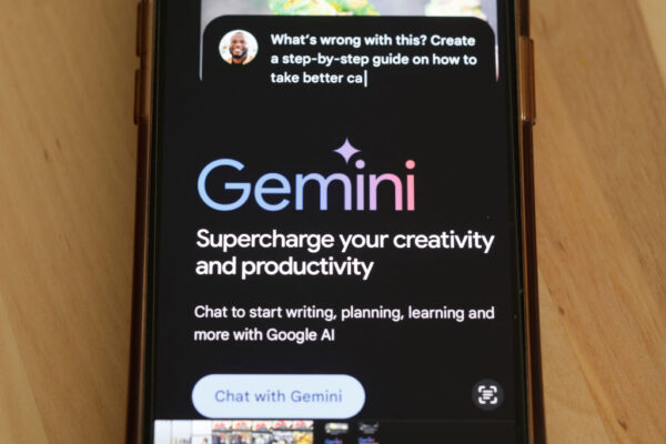 Google And Apple - Gemini AI