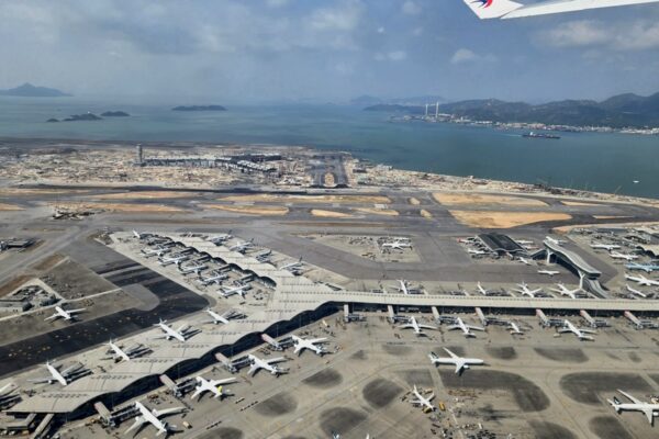 Hong Kong airport workers protest over unpaid wages