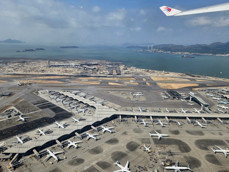 Hong Kong airport workers protest over unpaid wages