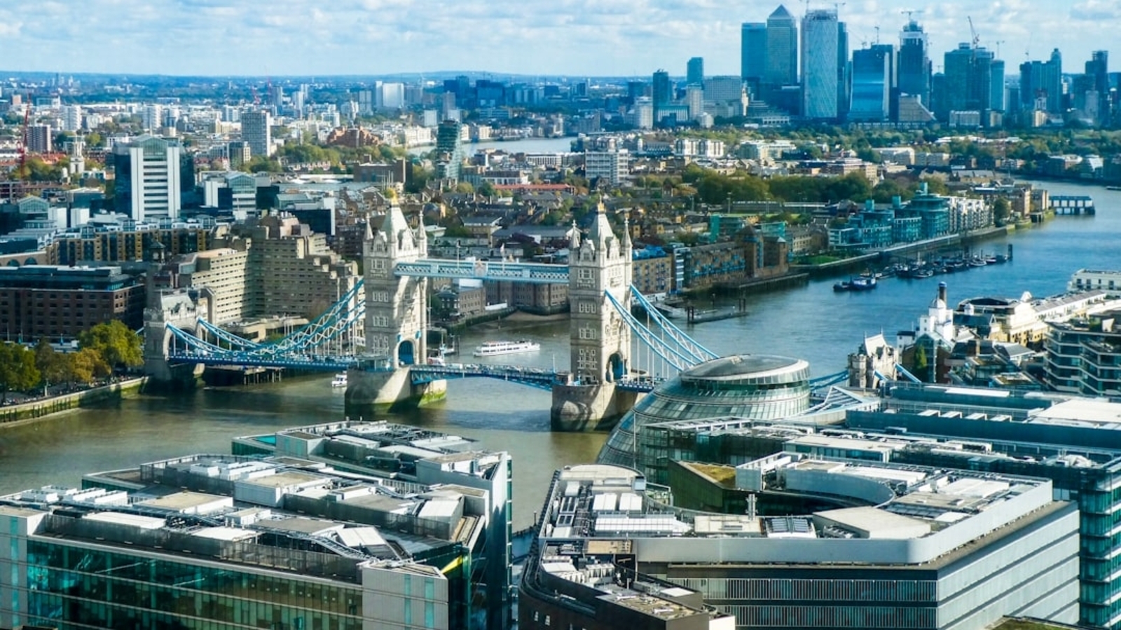 Indian student calls UK a 'trap' for international students, warns them to ‘think twice’ | Trending