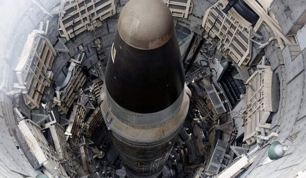 France is considering extending its nuclear umbrella to Europe. But can it?