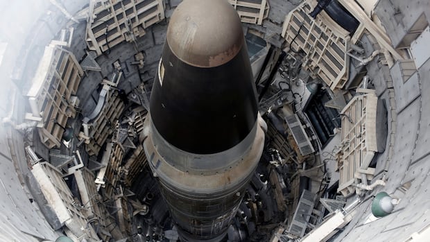 France is considering extending its nuclear umbrella to Europe. But can it?