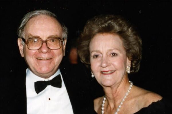Warren Buffett on legendary Washington Post publisher Katharine Graham