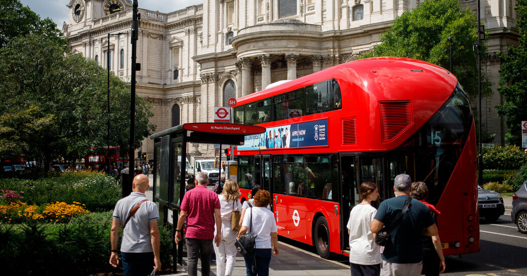 Can Britain Be a ‘Sensible, Stable’ Haven in Trade War? Some See Potential.