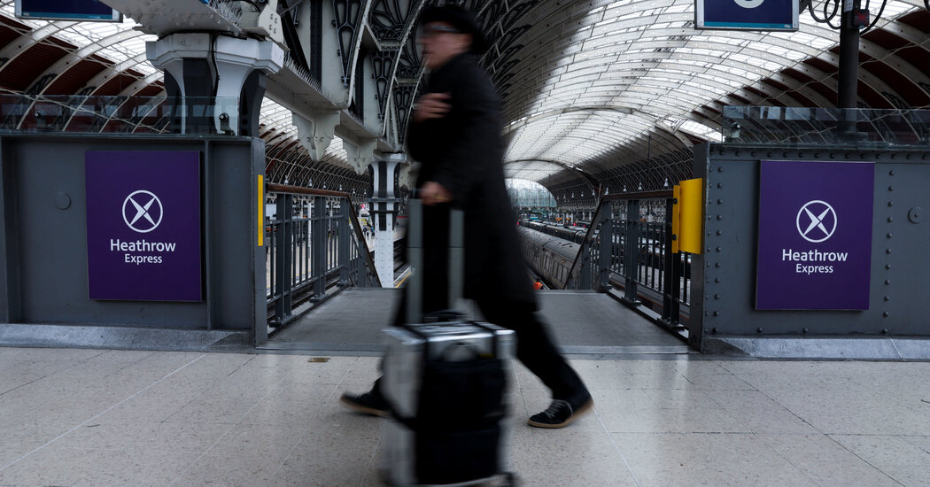 Fire Briefly Disrupts Heathrow Airport Train Service