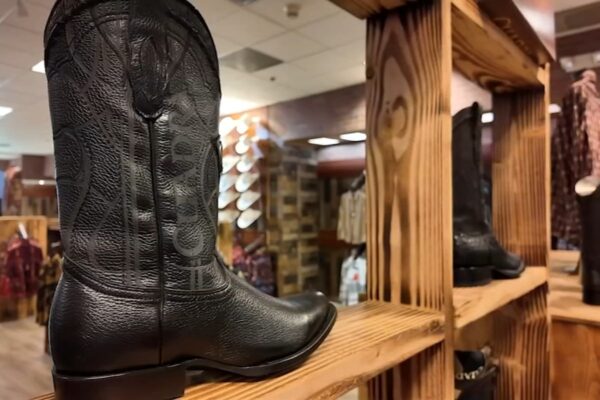 Small Business Spotlight: Western Boots Fashion