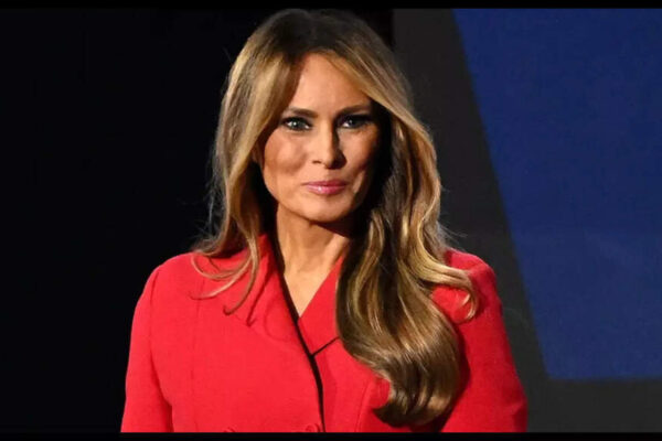 Jeff Bezos dinner at Mar-a-Lago ‘led’ to Melania Trump’s $40 million Amazon Prime project that will also see special appearance by Donald Trump and Barron Trump Jeff Bezos dinner at Mar-a-Lago 'led' to Melania Trump's $40 million Amazon Prime project that will also see special appearance by Donald Trump and Barron Trump