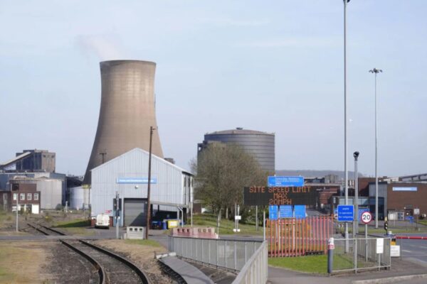 UK govt races against time to keep steel furnaces running UK govt races against time to keep steel furnaces running