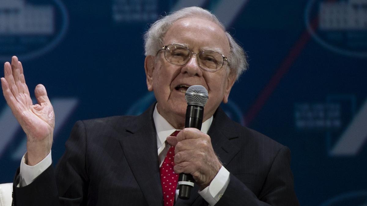 Warren Buffett’s Advice for Investing in a Volatile Market