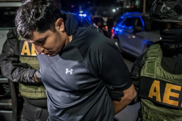 Escaped California inmate wanted for killing leader of elite Mexican police unit arrested after weeklong manhunt