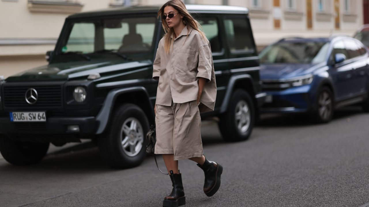 How to Wear Chelsea Boots Like a Fashion Pro This Spring