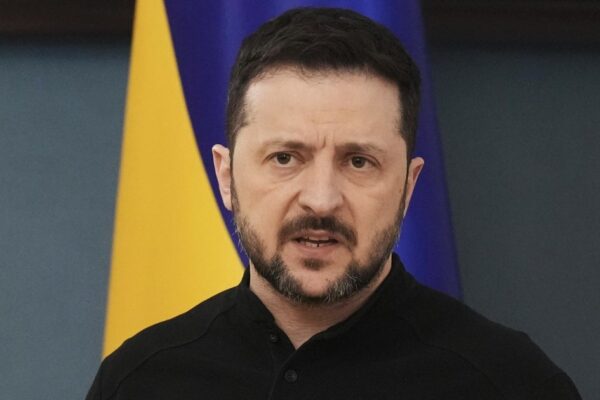 Ukraine captures Chinese citizens who fought with Russian army, Zelenskyy says