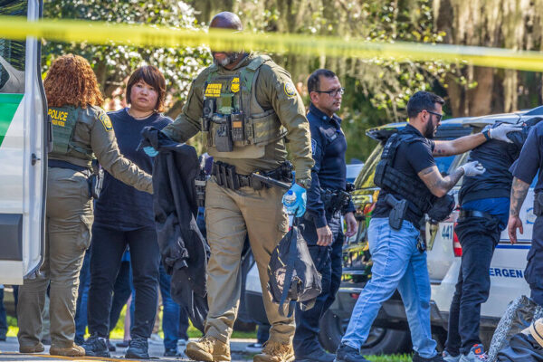 ICE Arrests Nearly 800 in Florida in Operation With Local Officers