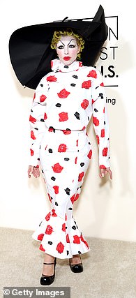 During an evening celebrating the latest and greatest in fashion, Julia Fox, Lisa Rinna and Fergie led the A-list stars committing red carpet style faux pas
