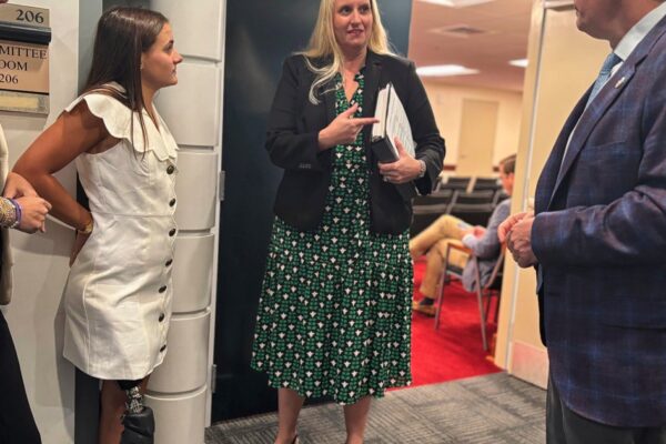 Alabama teen who barely survived shark attack presses lawmakers for new alert system