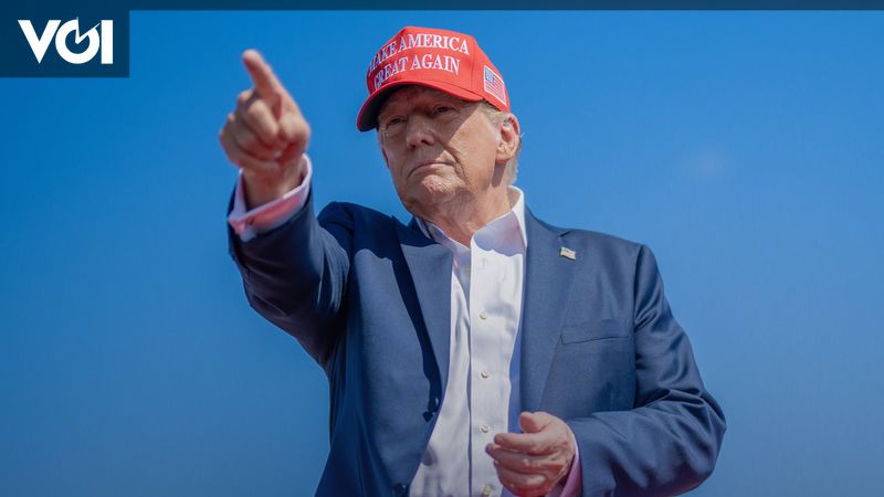 Trump Frees Smartphones, Laptops, And Other Electronics From China's Import Tariffs