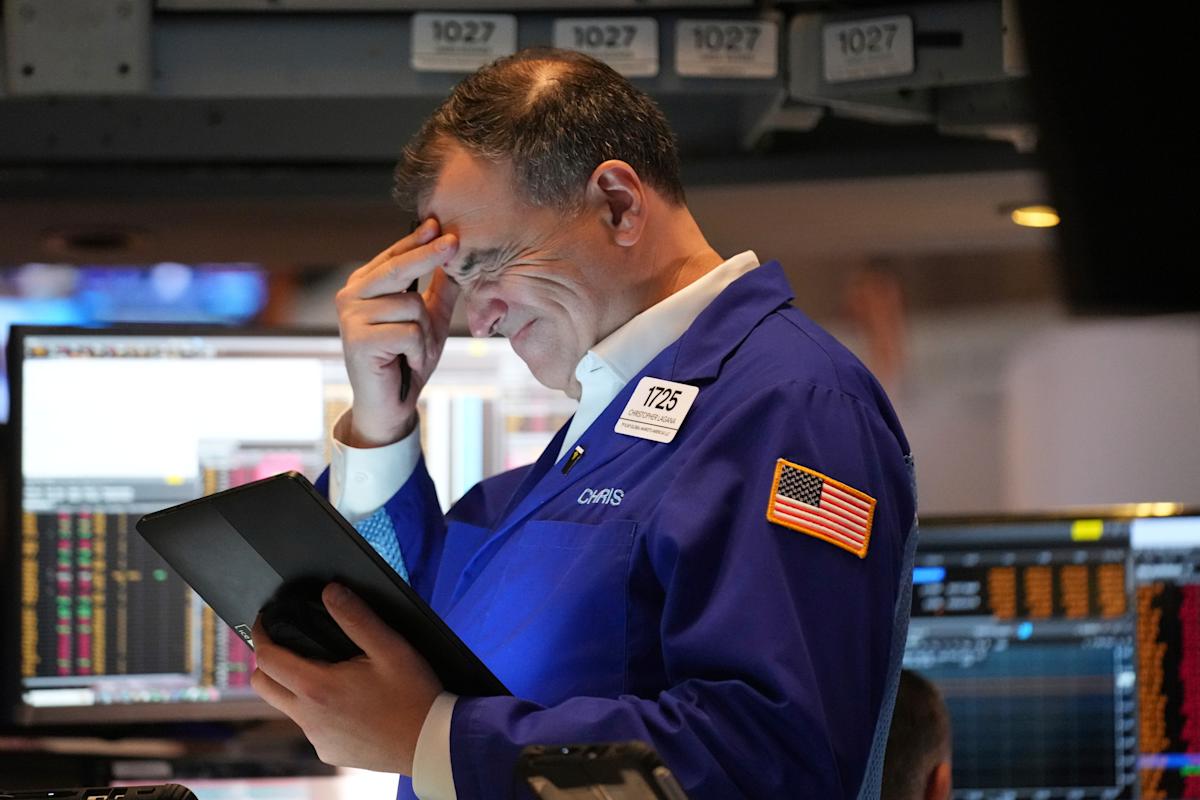 S&P 500, Nasdaq plunge, Dow drops 1,200 points as Trump's tariffs rip through global markets
