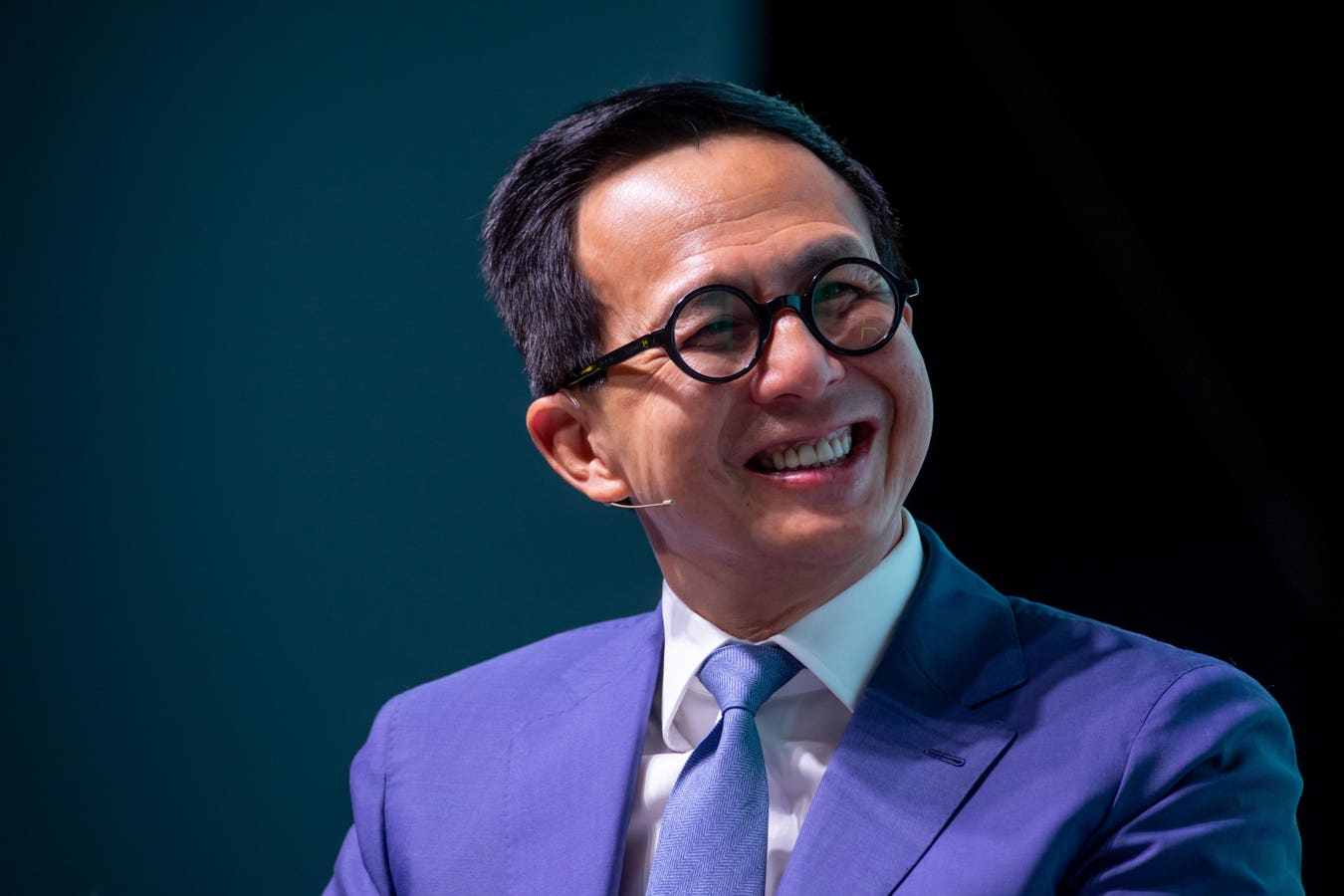 Billionaire Richard Li’s Insurer FWD Refiles For Hong Kong IPO