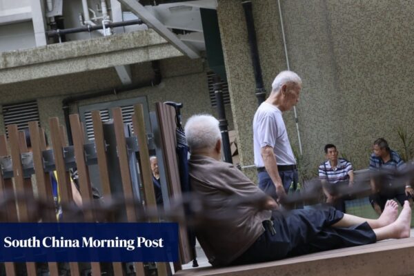 Discovery of skeleton in flat reveals plight of Hong Kong’s ‘hidden elderly’ Discovery of skeleton in flat reveals plight of Hong Kong’s ‘hidden elderly’