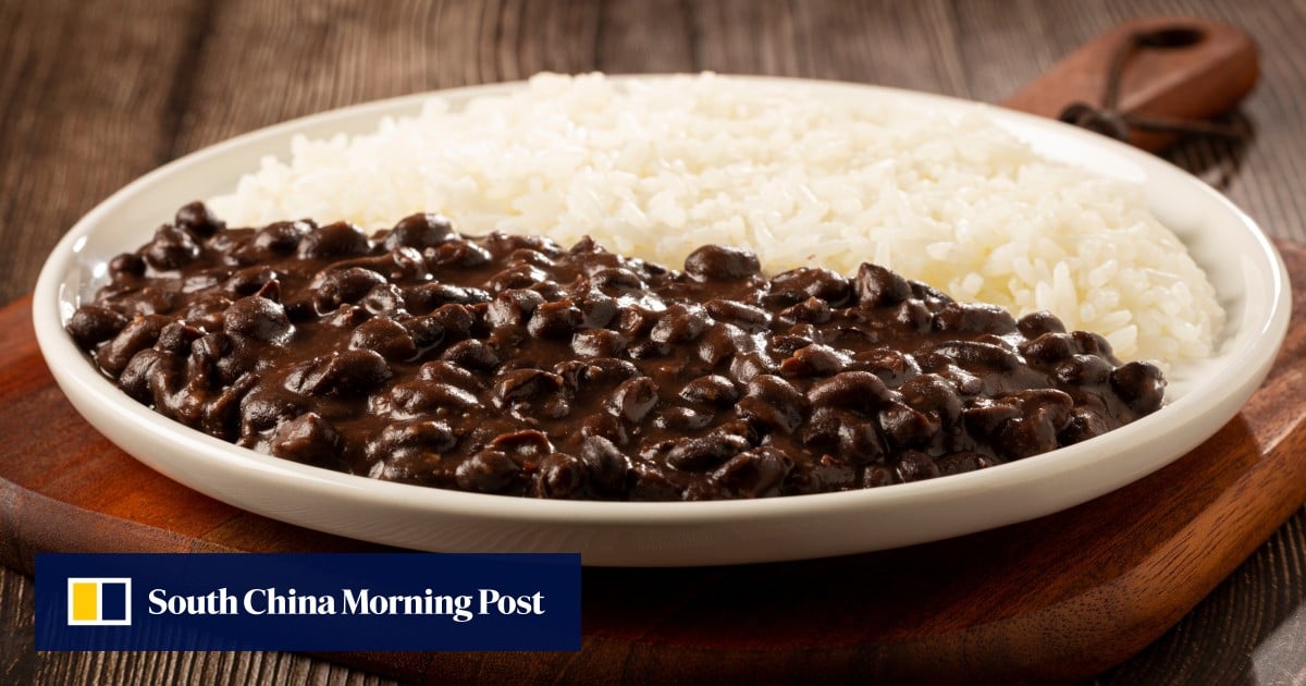 Blue Zones recipe for longevity includes cooking class mixing rice, beans and community