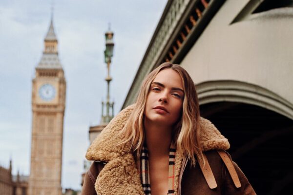 Burberry Cuts Jobs as Full-Year Profit Swings to Loss