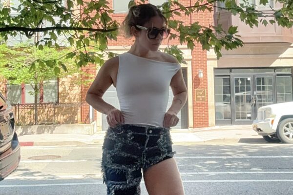 I Tried the Viral One-Leg Jeans All Over TikTok