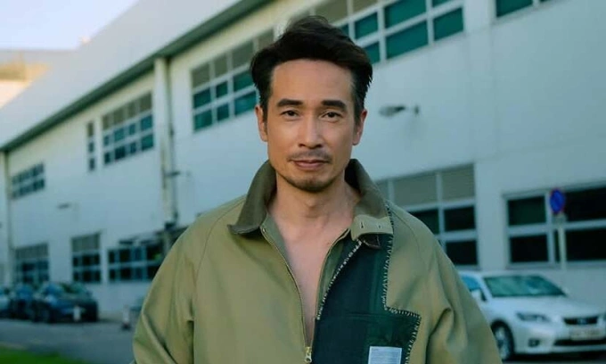 Hong Kong actor Moses Chan faces pressure from struggling business ventures