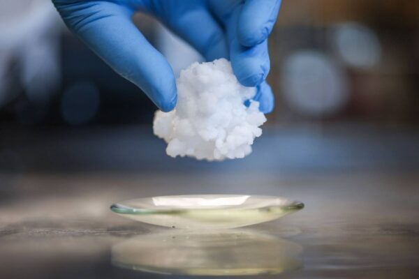U.K. lab promises air conditioner revolution without polluting gases