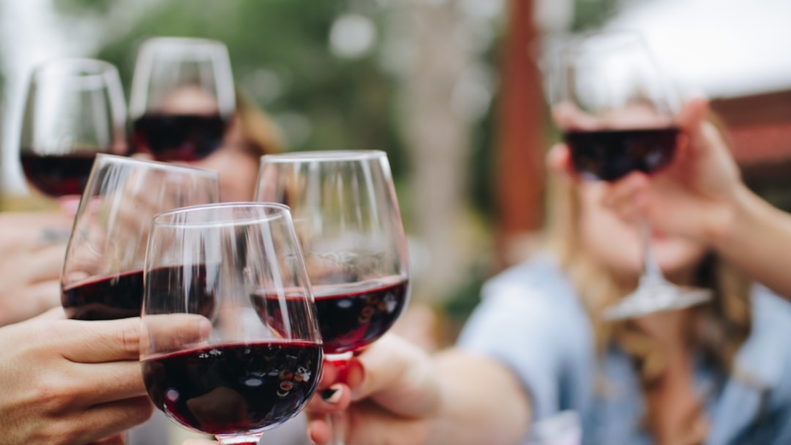 British man fails to block extradition to US in $100 million wine fraud case | World News