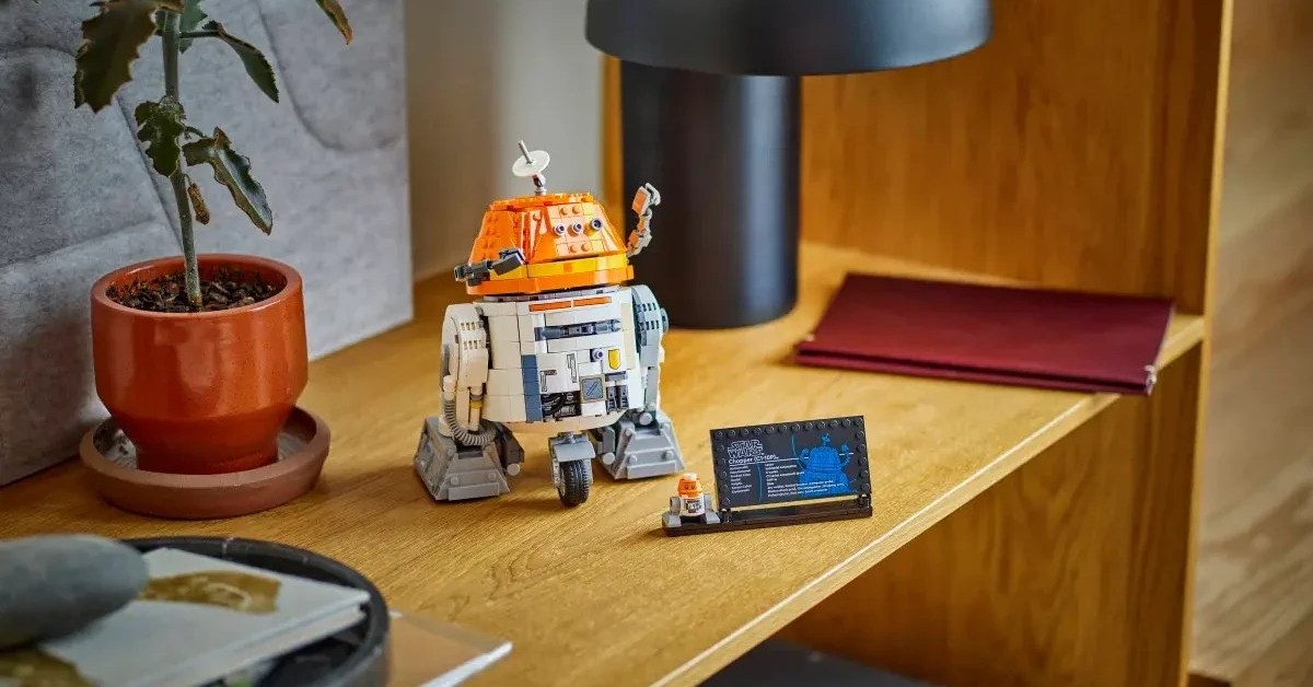 May the 4th be with you in brick-built fashion with these LEGO promos and deals from $10