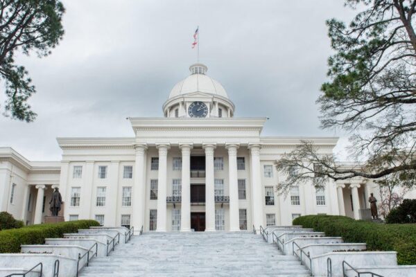 Court rules Alabama violated Voting Rights Act in drawing congressional lines