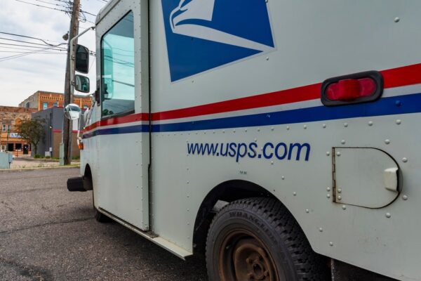 FedEx board member David Steiner selected as next USPS postmaster general