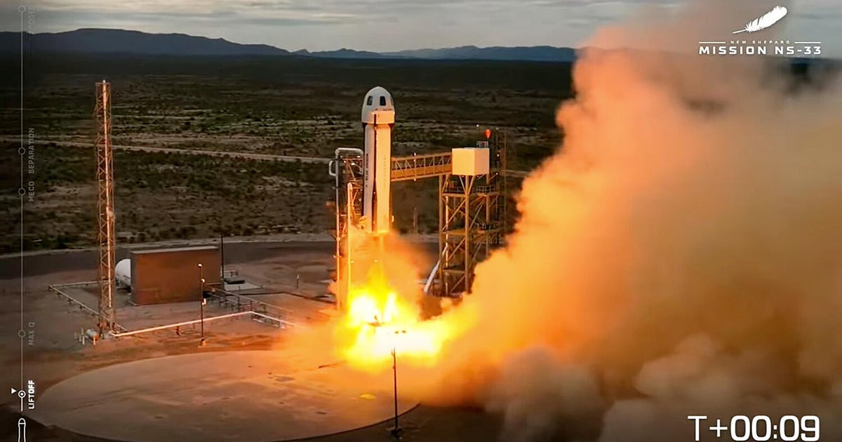 Blue Origin launches 6 more passengers to the edge of space and back