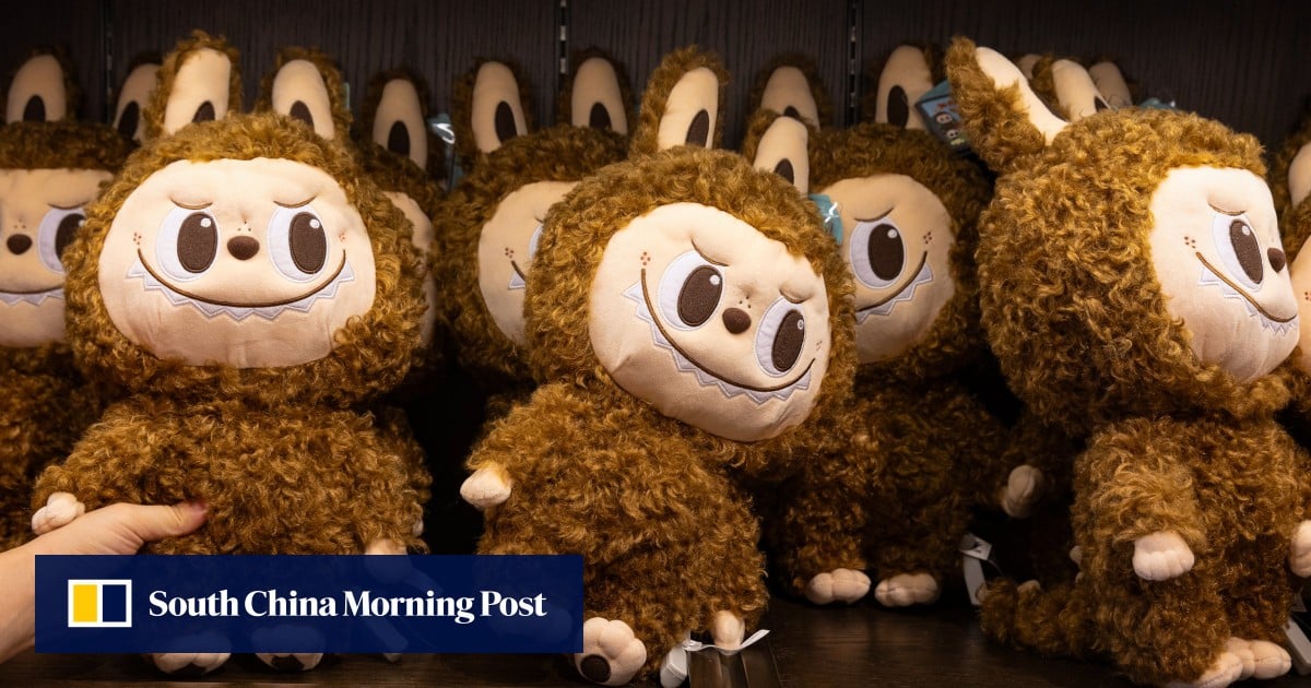 Hong Kong police probe theft of HK$3,000 of Labubu figures from claw machine shop