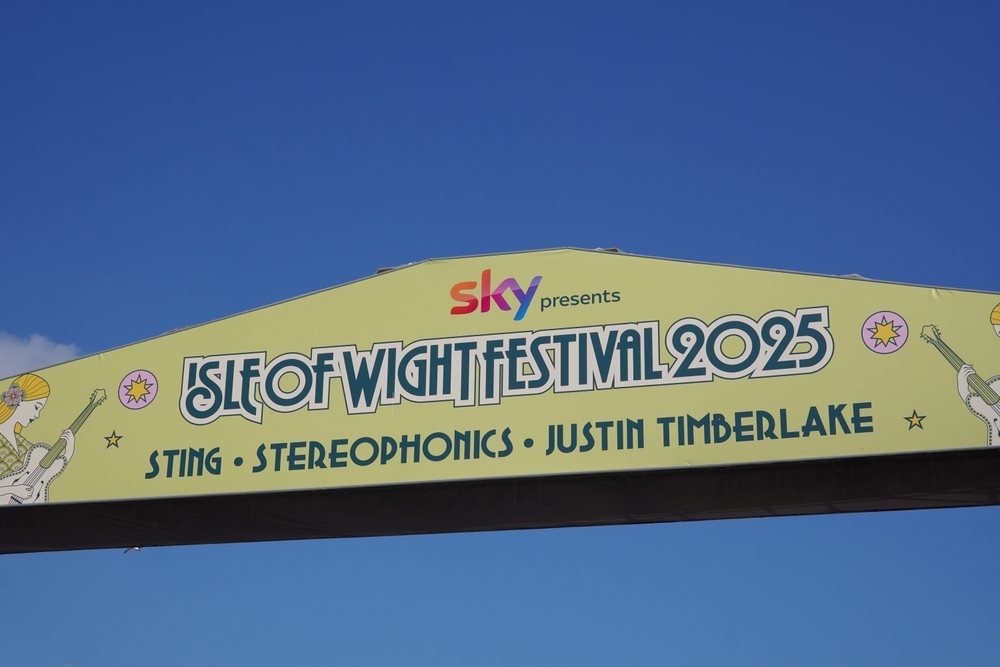 Ultimate Guide to Line-up, Stage Times, Tickets and Dates