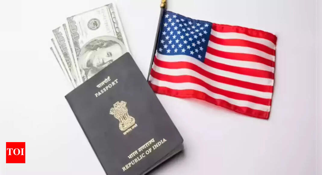 New US visa rule, Amazon announces dates for its biggest sale of the year, Microsoft kills Blue Screen of Death error and other top tech news of the week
