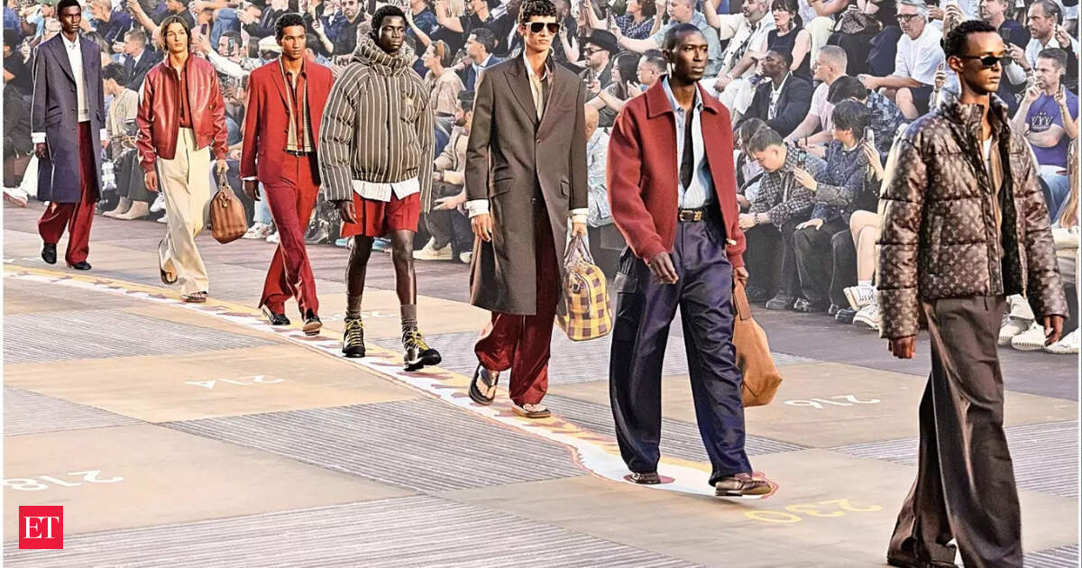 Paris Fashion Week 2025: Paris Fashion Week 2025 celebrities, highlights: What is viral this year?