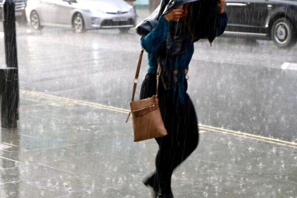 UK weather: Thunderstorms forecast ahead of 30C temperatures