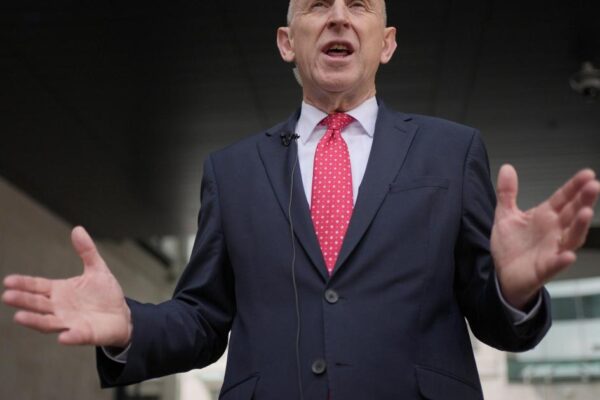 Defence review is ‘message to Moscow’ – Healey