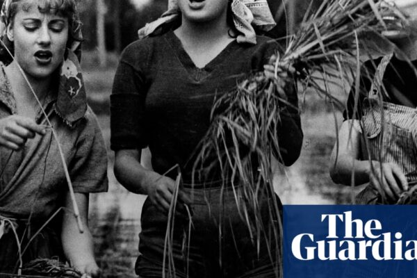 ‘Fashion is about fantasy’: Max Mara’s short shorts are inspired by postwar Naples | Max Mara