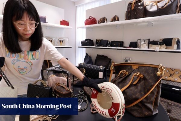 Staff at second-hand luxury stores in Hong Kong fear for safety after robbery Staff at second-hand luxury stores in Hong Kong fear for safety after robbery