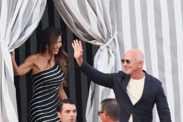 What Jeff Bezos and Lauren Sánchez Might Get As Wedding Gifts