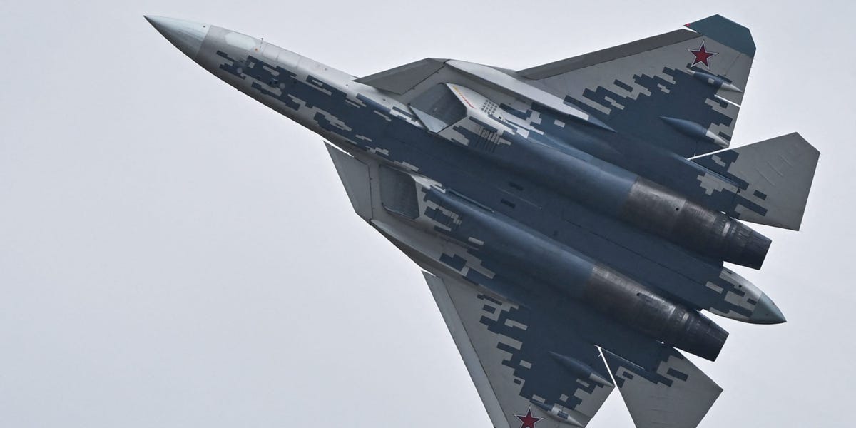 Russia's Warplane Maker CEO Wants 30% More While Laying Off 1,500 Staff
