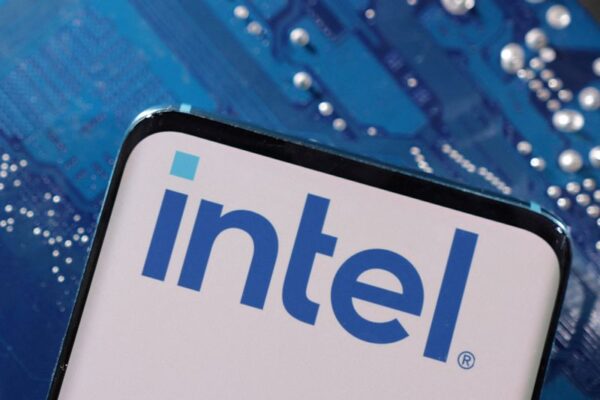 Exclusive-Intel's top strategy officer to depart this month