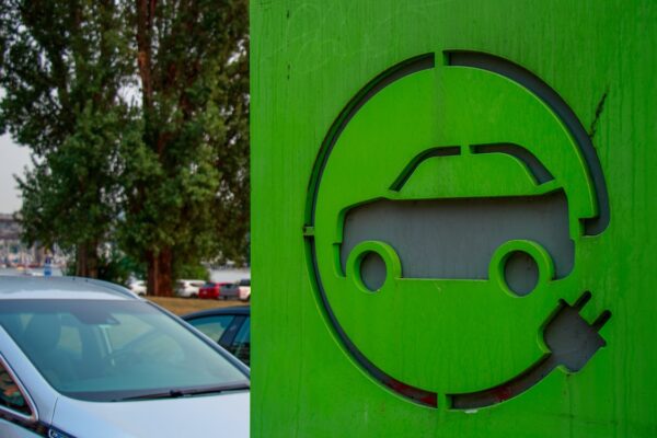 BloombergNEF predicts robust EV sales in 2025, uncertainty after