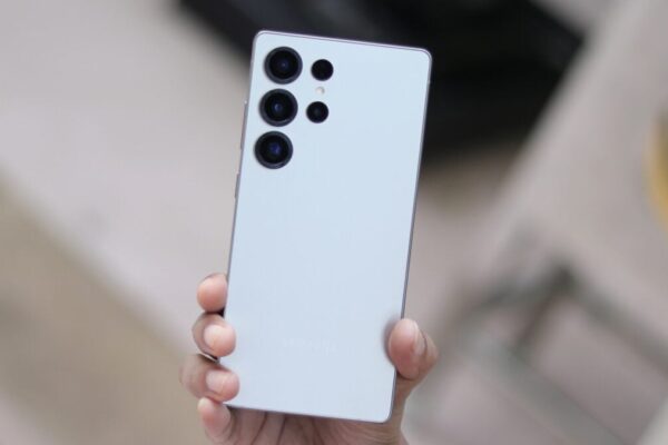 T-Mobile Starlink goes live on Galaxy phones in the US next month T-Mobile Starlink goes live on Galaxy phones in the US next month