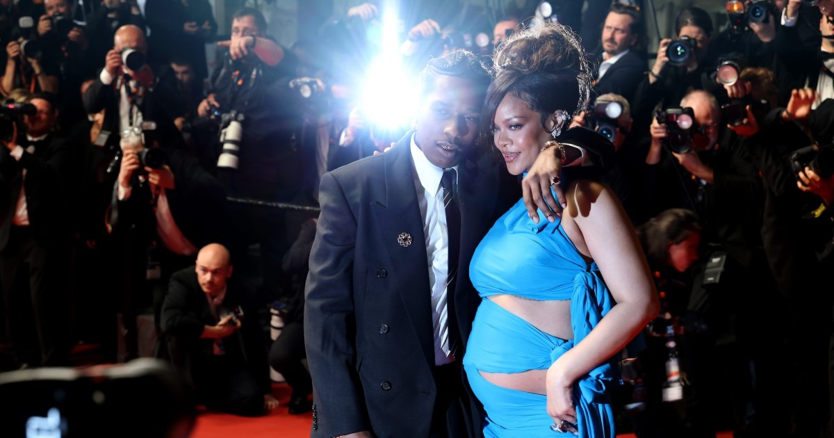 How Pregnant Rihanna Is 'Empowering' Women With 'Sexy' Maternity Style
