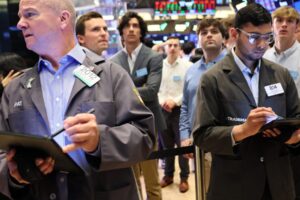 Stock market today: S&P 500, Nasdaq eye fresh highs as futures rise