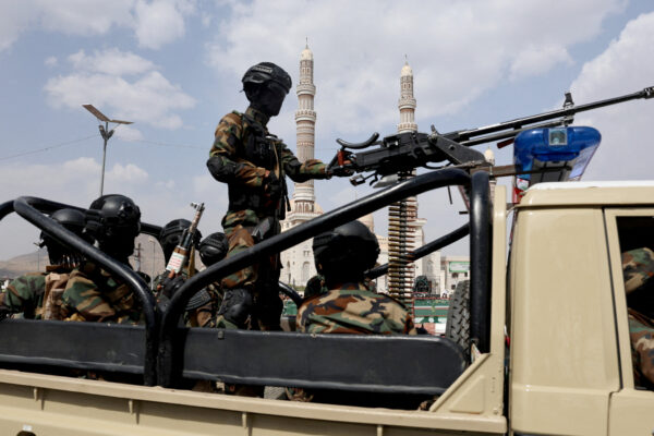 Houthis threaten to attack US vessels in Red Sea if Trump joins Israel in Iran conflict | World News Houthis threaten to attack US vessels in Red Sea if Trump joins Israel in Iran conflict | World News
