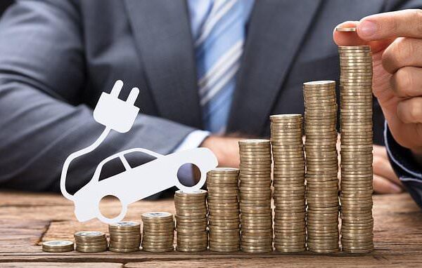 EV (Electric Vehicle) Insurance Market